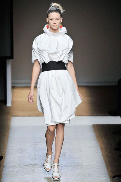 Look 6